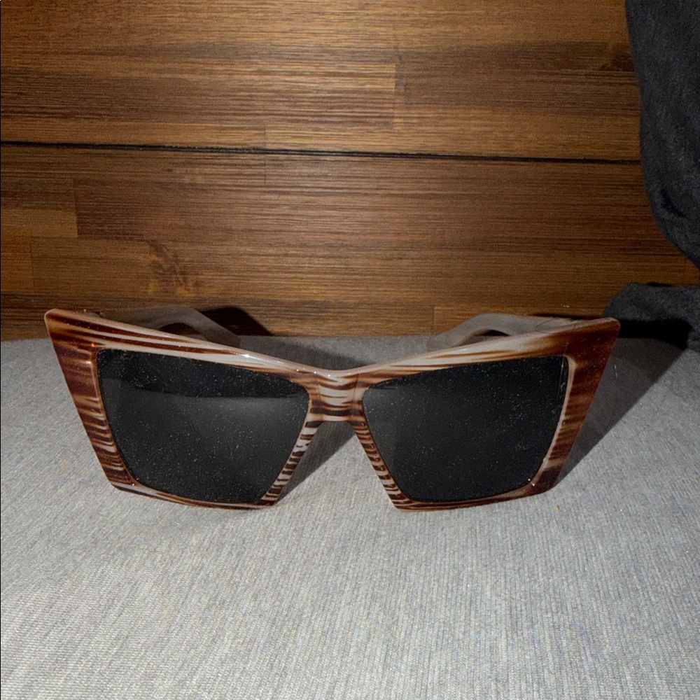 Unique Vintage Brown and Cream Sunglasses